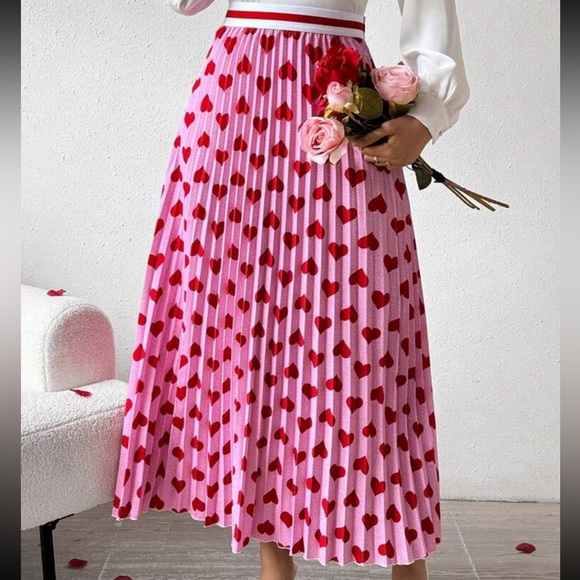 Boho Heart Print Pleated Skirt Pink Red - Picture 1 of 3